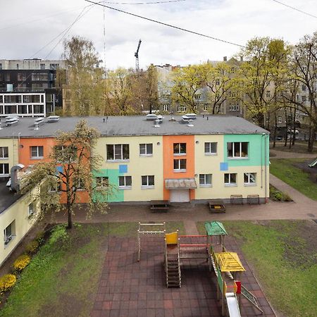 Brivibas Yard Apartment With Parking In City Center Рига Екстер'єр фото