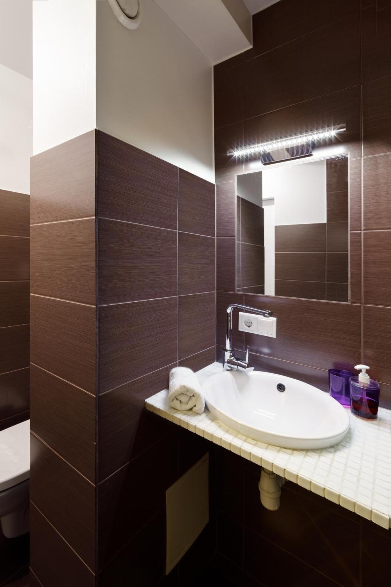 Brivibas Yard Apartment With Parking In City Center Рига Екстер'єр фото