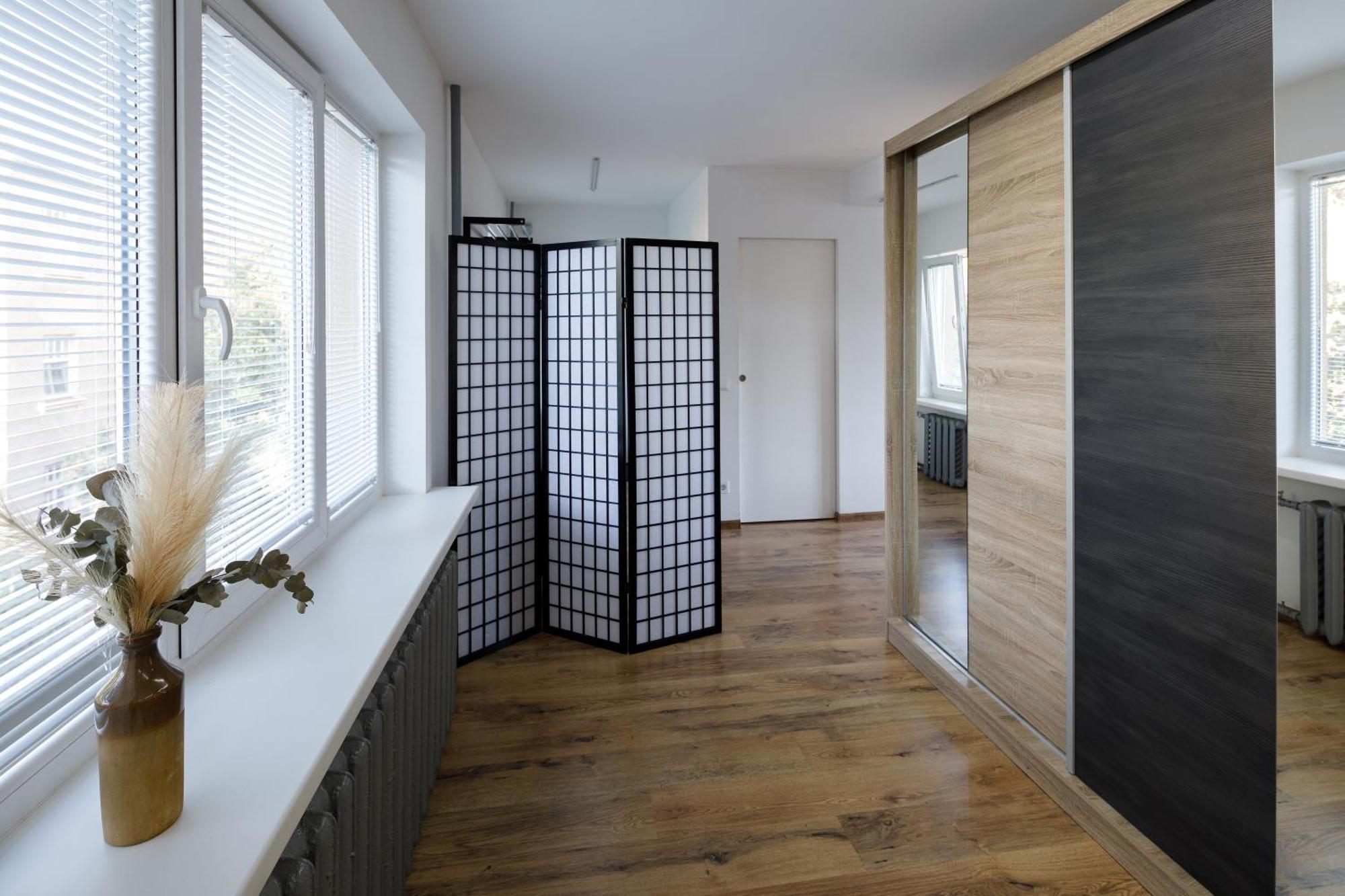 Brivibas Yard Apartment With Parking In City Center Рига Екстер'єр фото